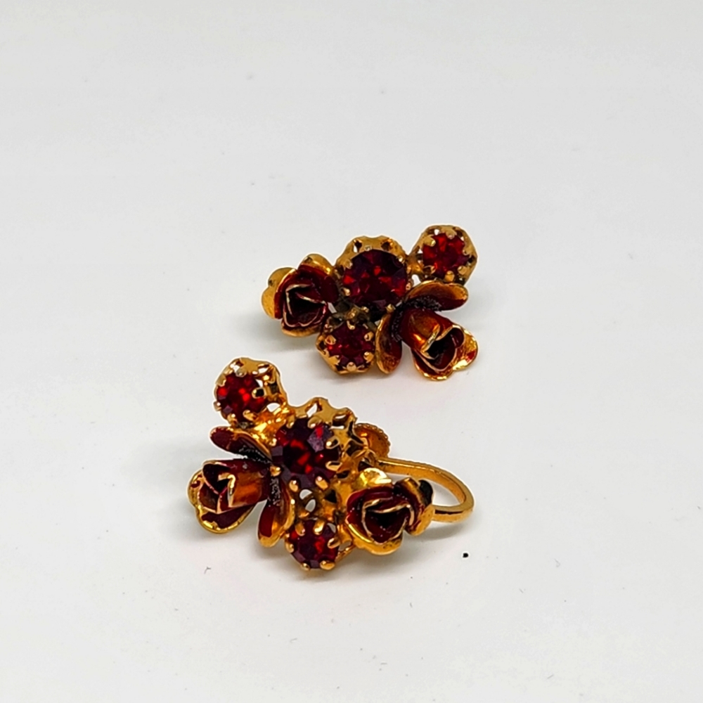 Vintage Ruby Red Marked Austrian Crystal Screw Back Earrings Prong Set Floral.